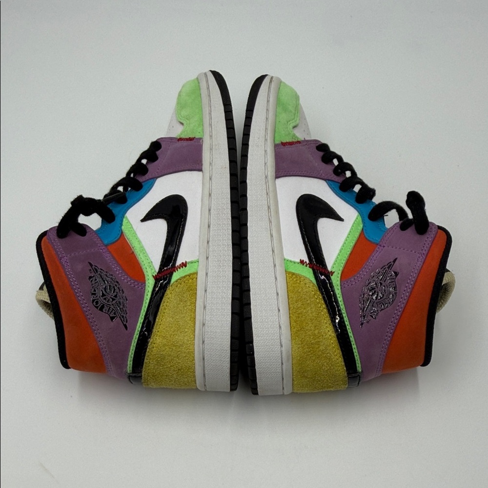Jordan 1 Mid SE
Multi-Color (Women's) - Picture 9 of 10